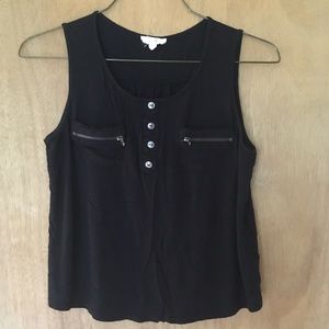 Women’s L black flowy tank top